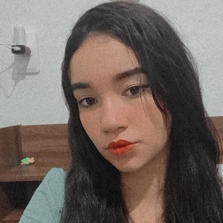 Asset público de @victoria_aline__